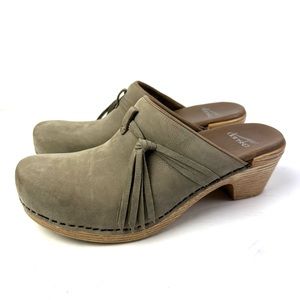 Dansko Miriam Clog 39 Tan Gray  Suede Leather Slip On Mule Shoes Womens